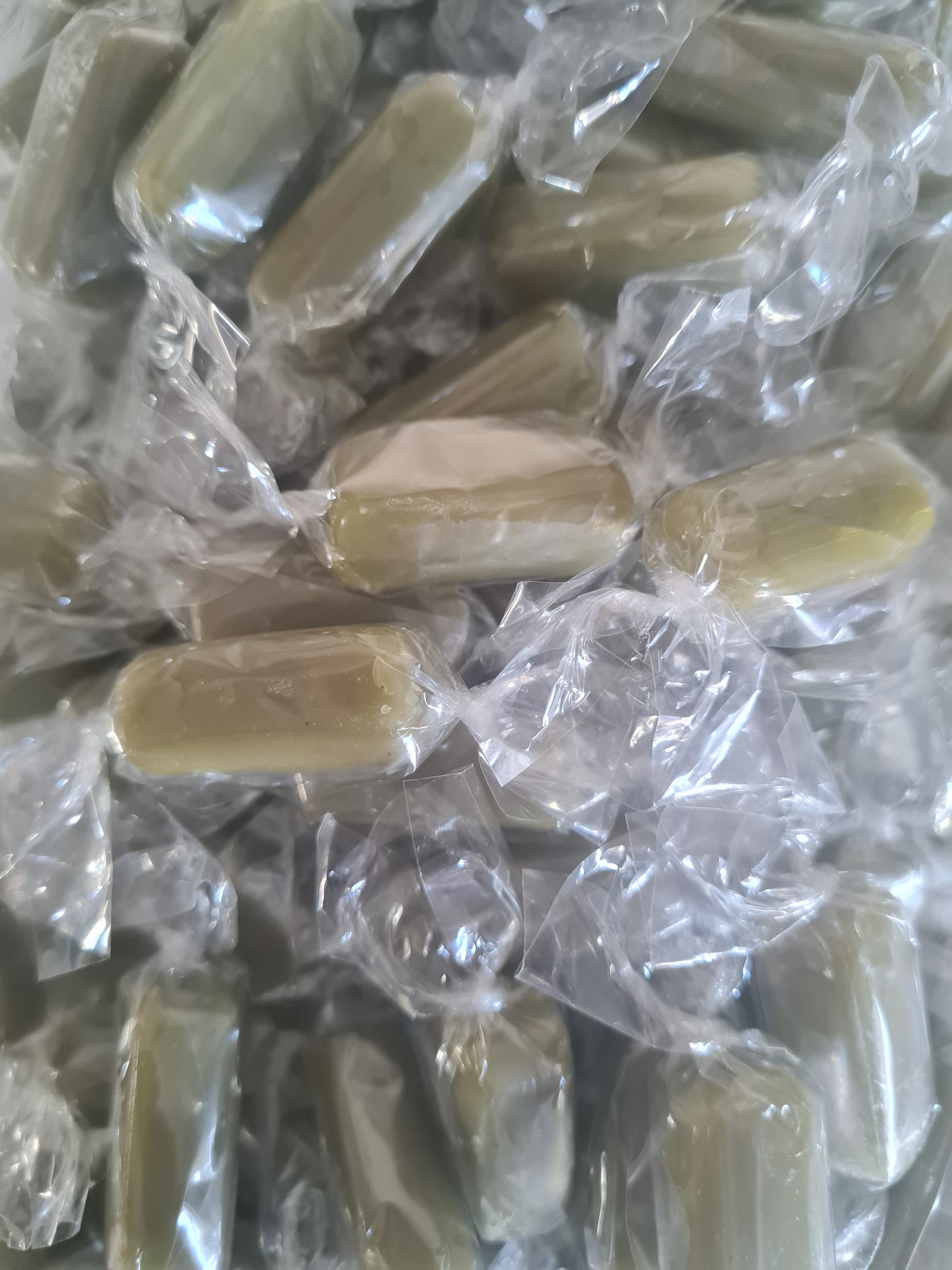 Bonbon fourrés pistache ( lot de 10)